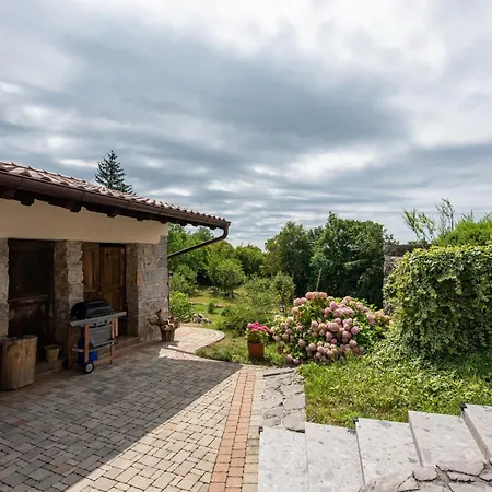 Mima, Kuca Za Odmor Holiday home Jurdani